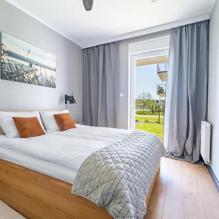 Marina Blue - Super Widok Z Wlasnego Ogrodka Na Jezioro, Parking, Netflix I Max *